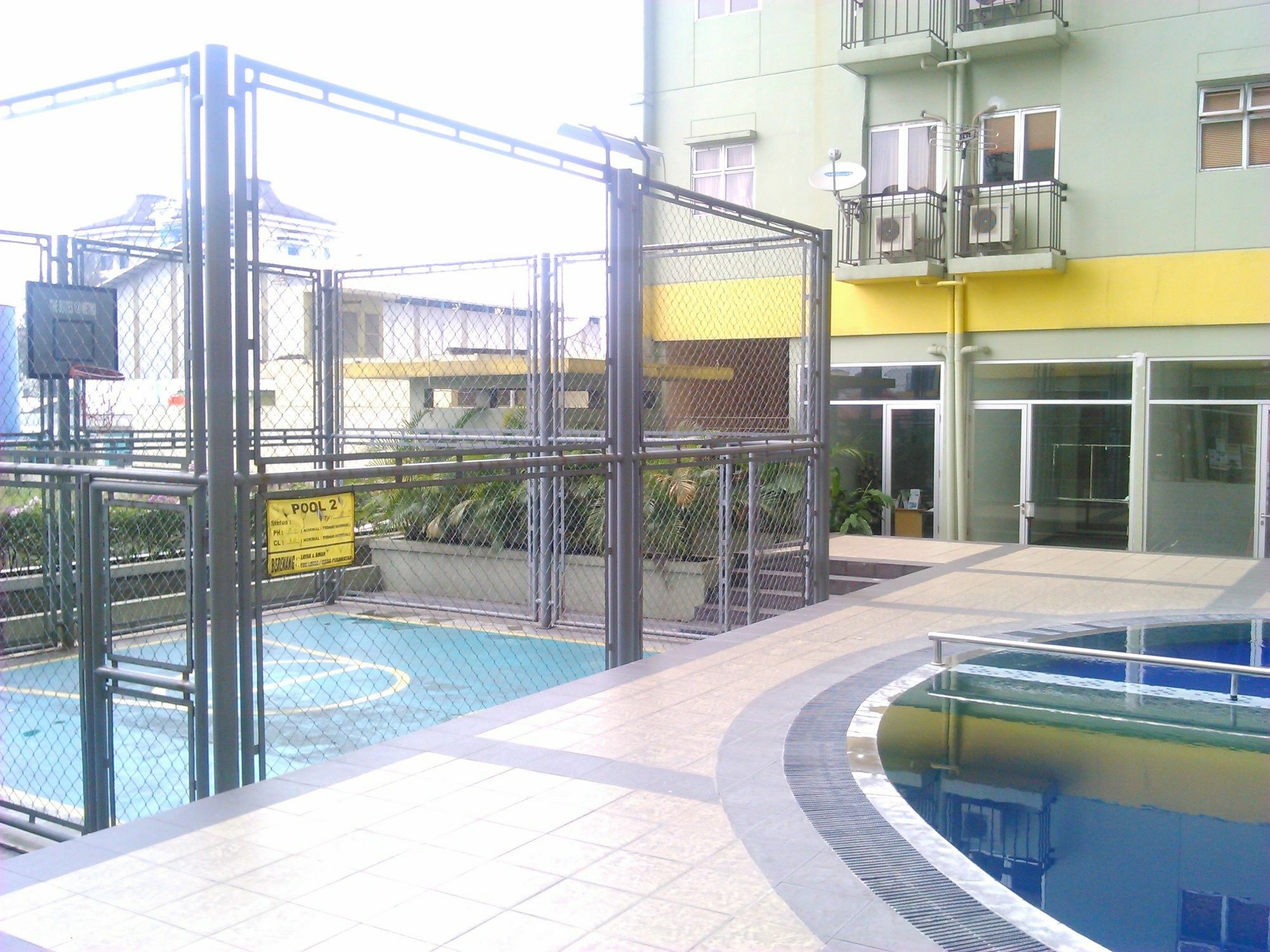 בנדונג The Suites Metro Apartment - Putri מראה חיצוני תמונה